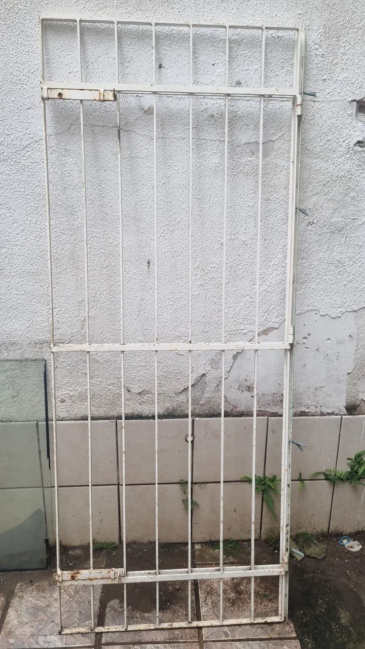 Portão de Ferro Reforçado