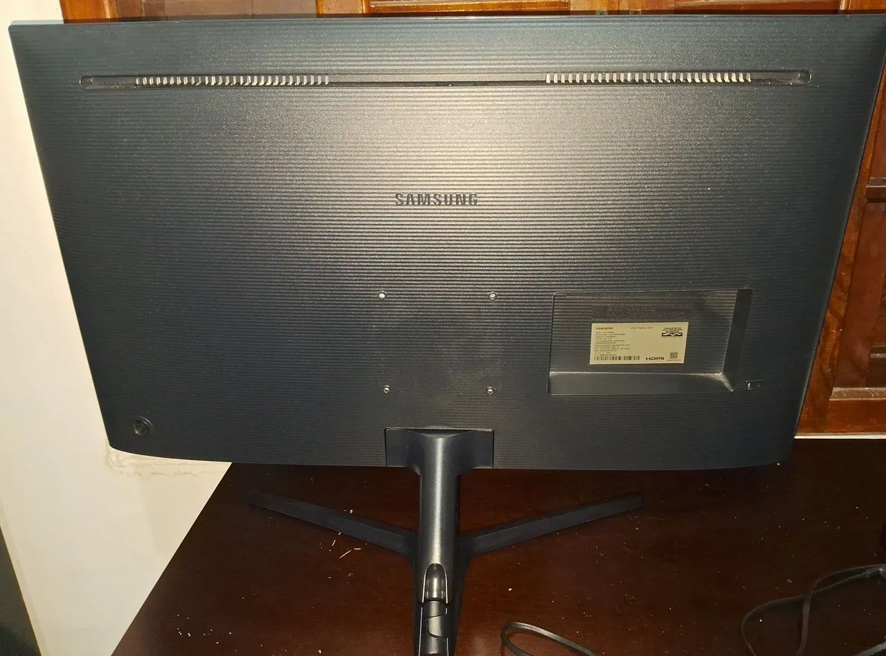 Monitor 32" 4K Samsung - Foto 3