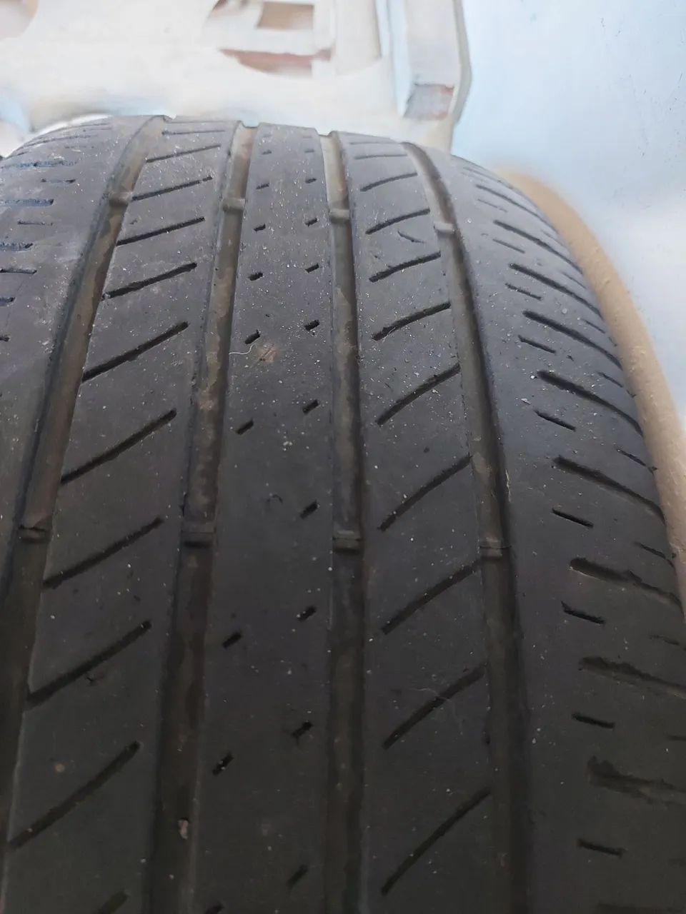 Pneus 215/50 17 - Foto 3