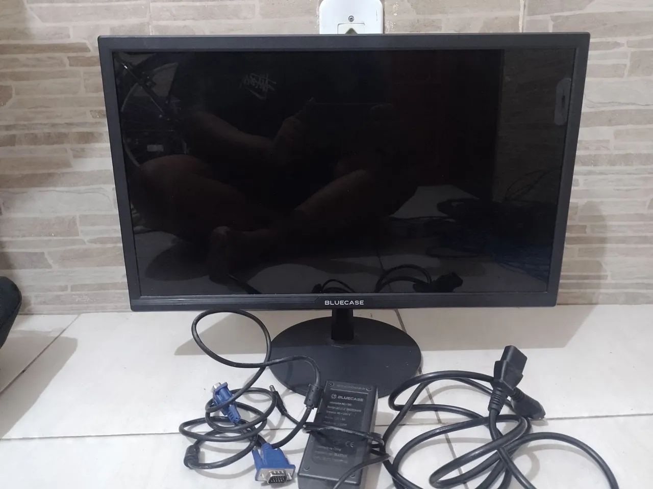monitor bluecase bm22d3hvw full HD 21.5 polegadas 