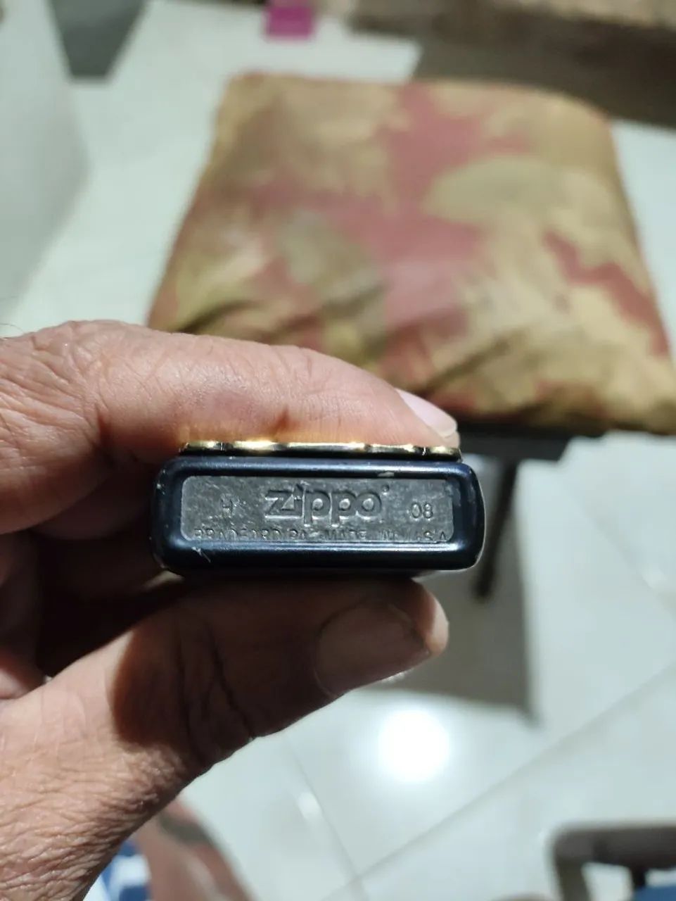 Isqueiro Zippo com Emblema 3D Griffon - Foto 3