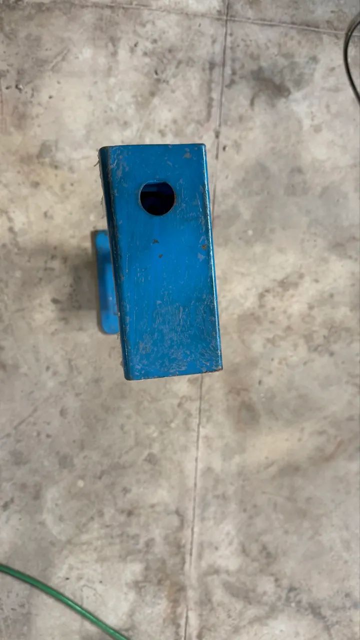 Máquina para montar chinelos tipo havaianas, manual - Foto 4