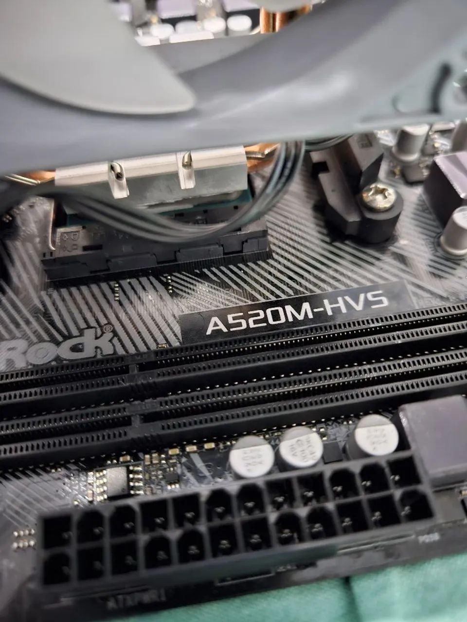 Kit gamer ryzen 5 - Foto 3