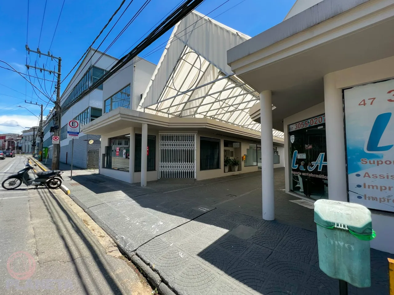 Sala comercial no Centro de Jaraguá do Sul - Condomínio Procópio