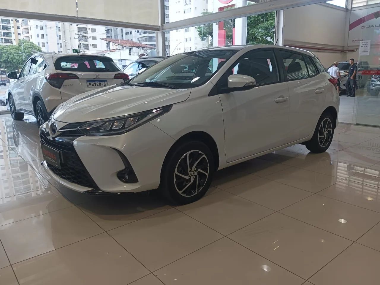 YARIS 