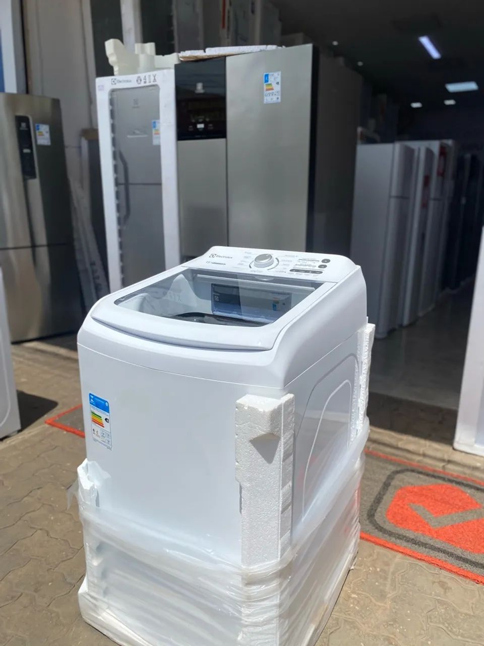 Máquina de Lavar Electrolux 13kg Branca Essential Care com Cesto Inox e Jet&Clean (LED13) - Foto 2