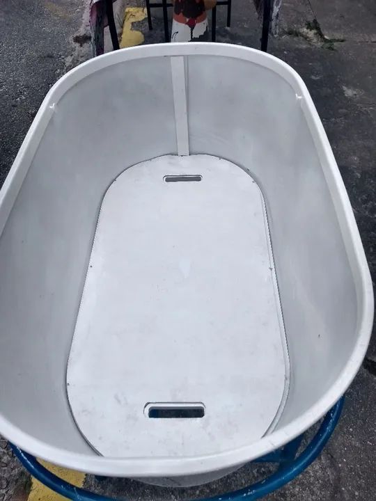 Cesto  p bebê (. Semi novo )  feito em Vime. - Foto 4