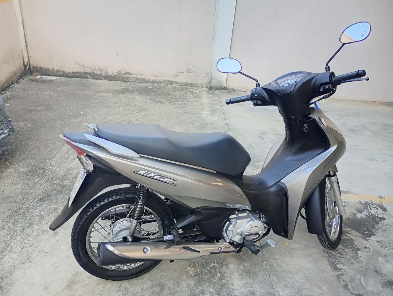 Biz 110 2024 - Foto 2