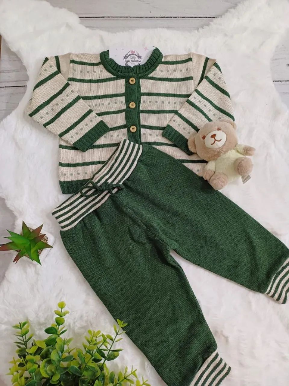 Conjunto de Inverno para Bebê- Blusa casaco Listrada e Calça Verde