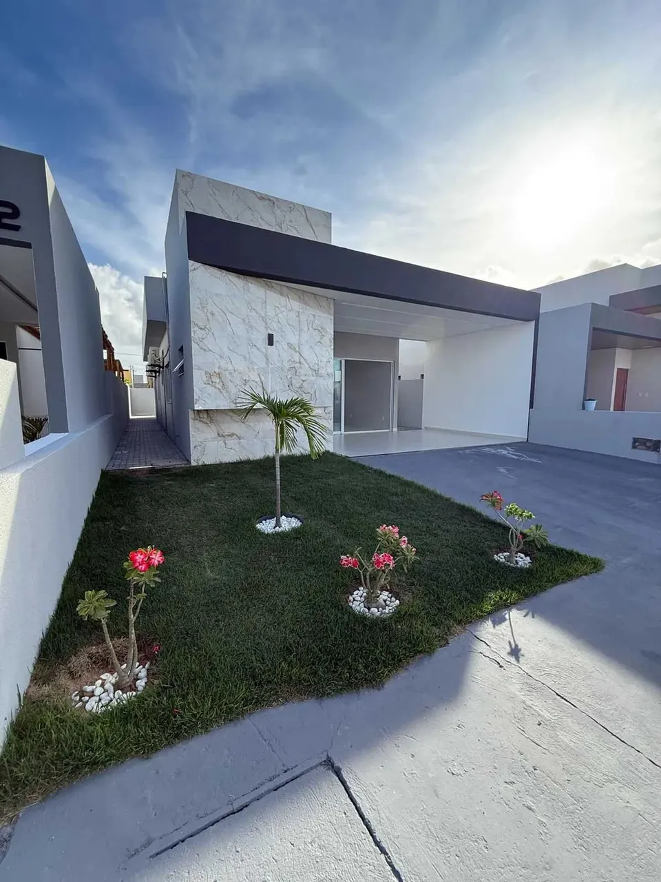 CASA NO SOL E PRAIA