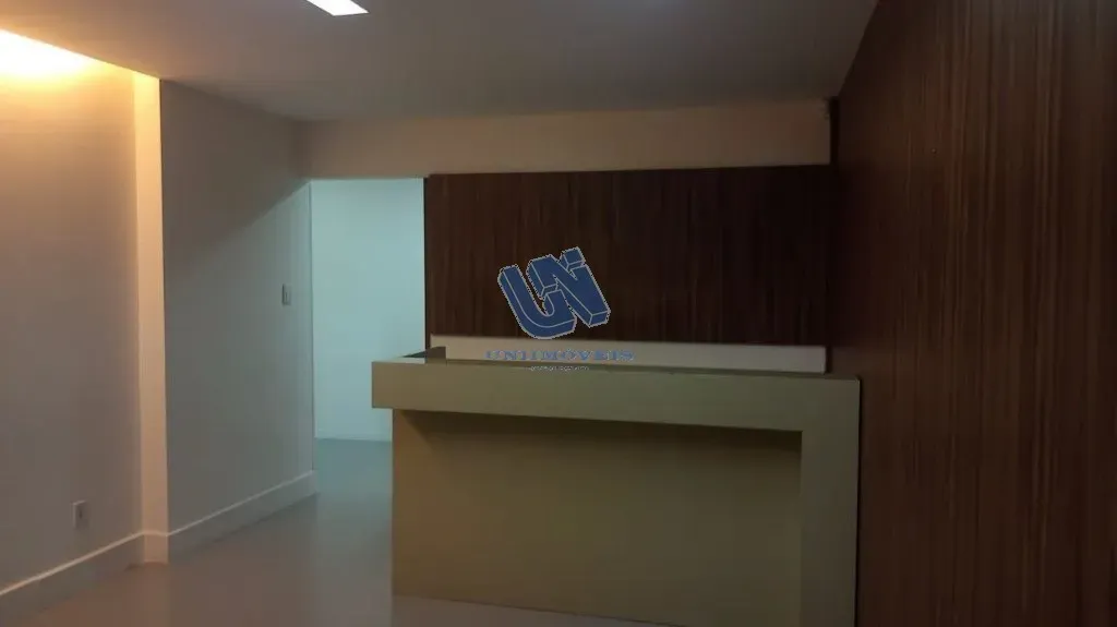 Salas Comerciais com 250m2 na Garibaldi