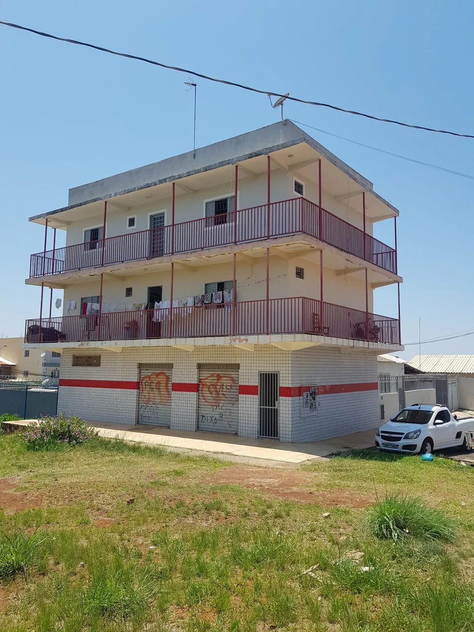 Prédio com casa em Valparaíso 