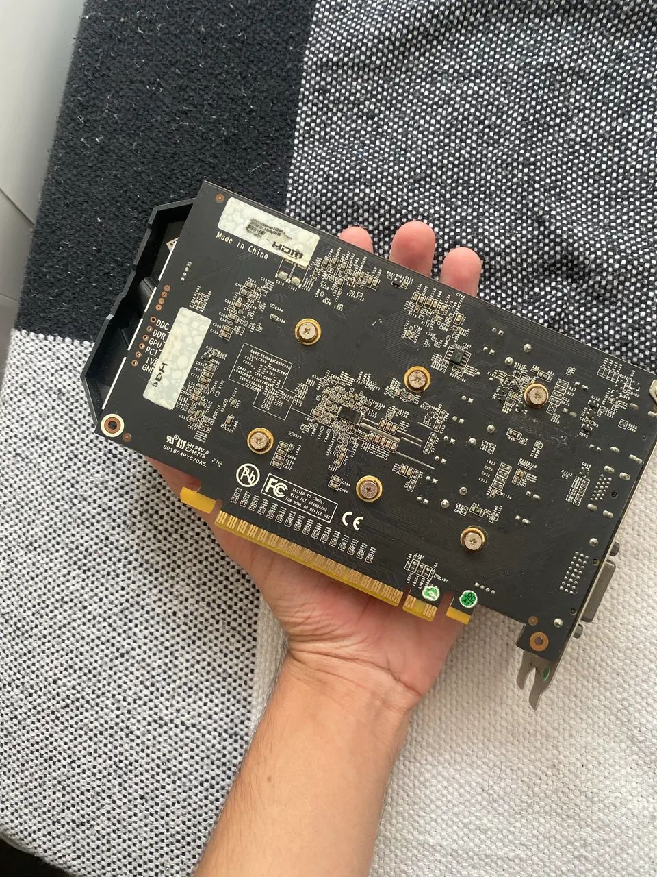 GTX 1050 TI (COM DEFEITO *FUNCIONA QUANDO QUER*)