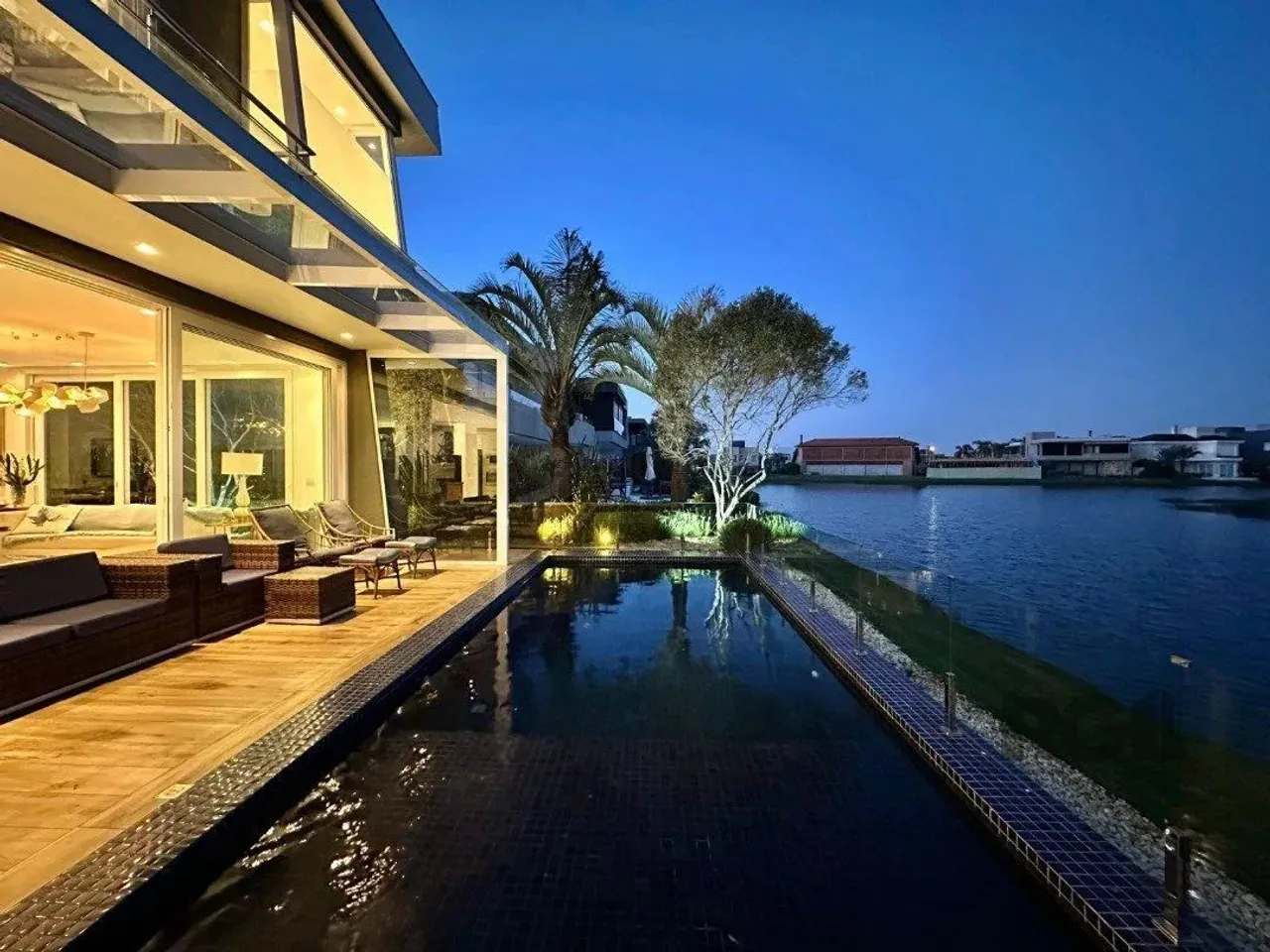 Casa em Condomínio em Xangri-la