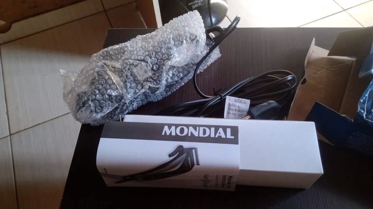 Máquina de Cortar Cabelo Mondial NOVA - Foto 3