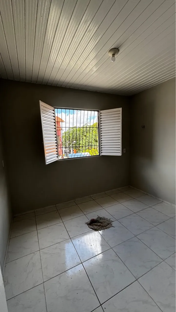 Alugo quarto individual e em apartamento compartilhado no Mondubim