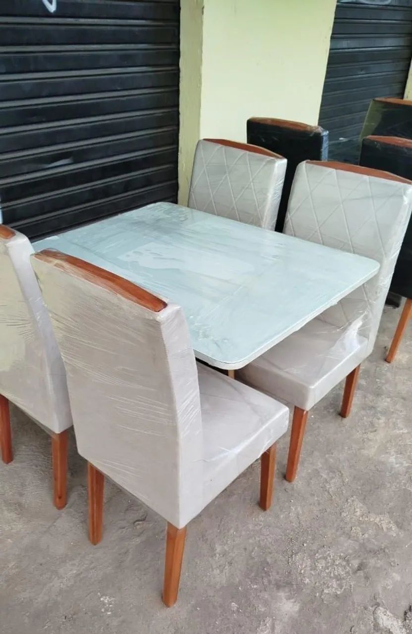 Conjunto Mesa de Jantar com 4 Cadeiras - Foto 2