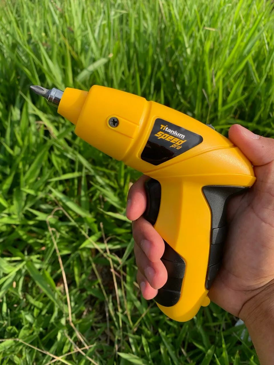 Parafusadeira Titanium64840847811841123