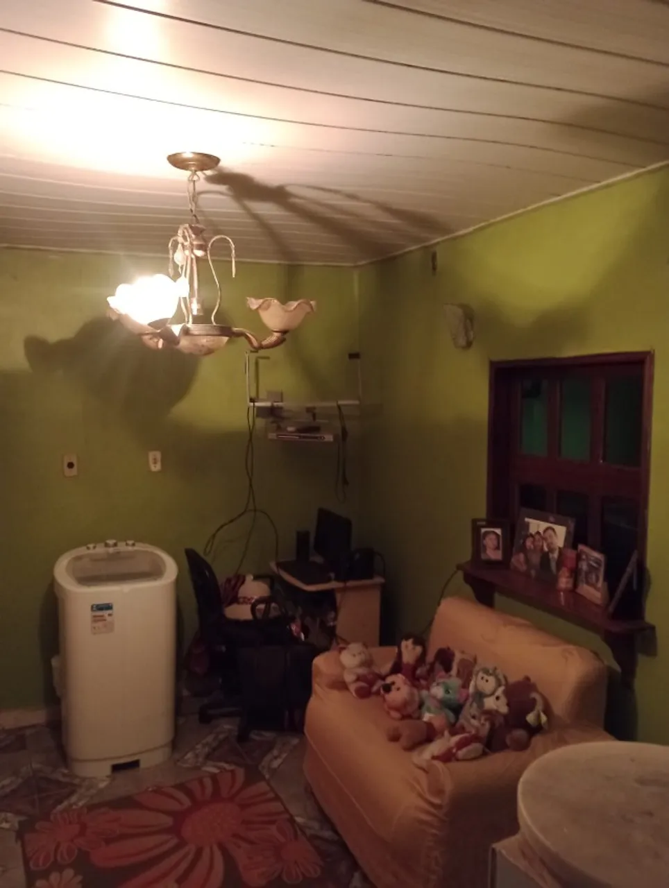 Vendo Casa em Beco na Redenção