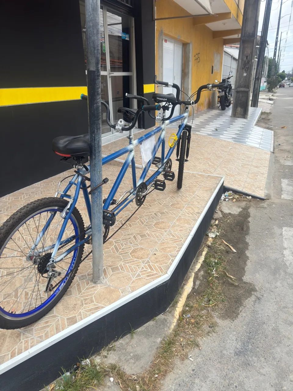 Bicicleta tripla Azul - Passeios Divertidos!