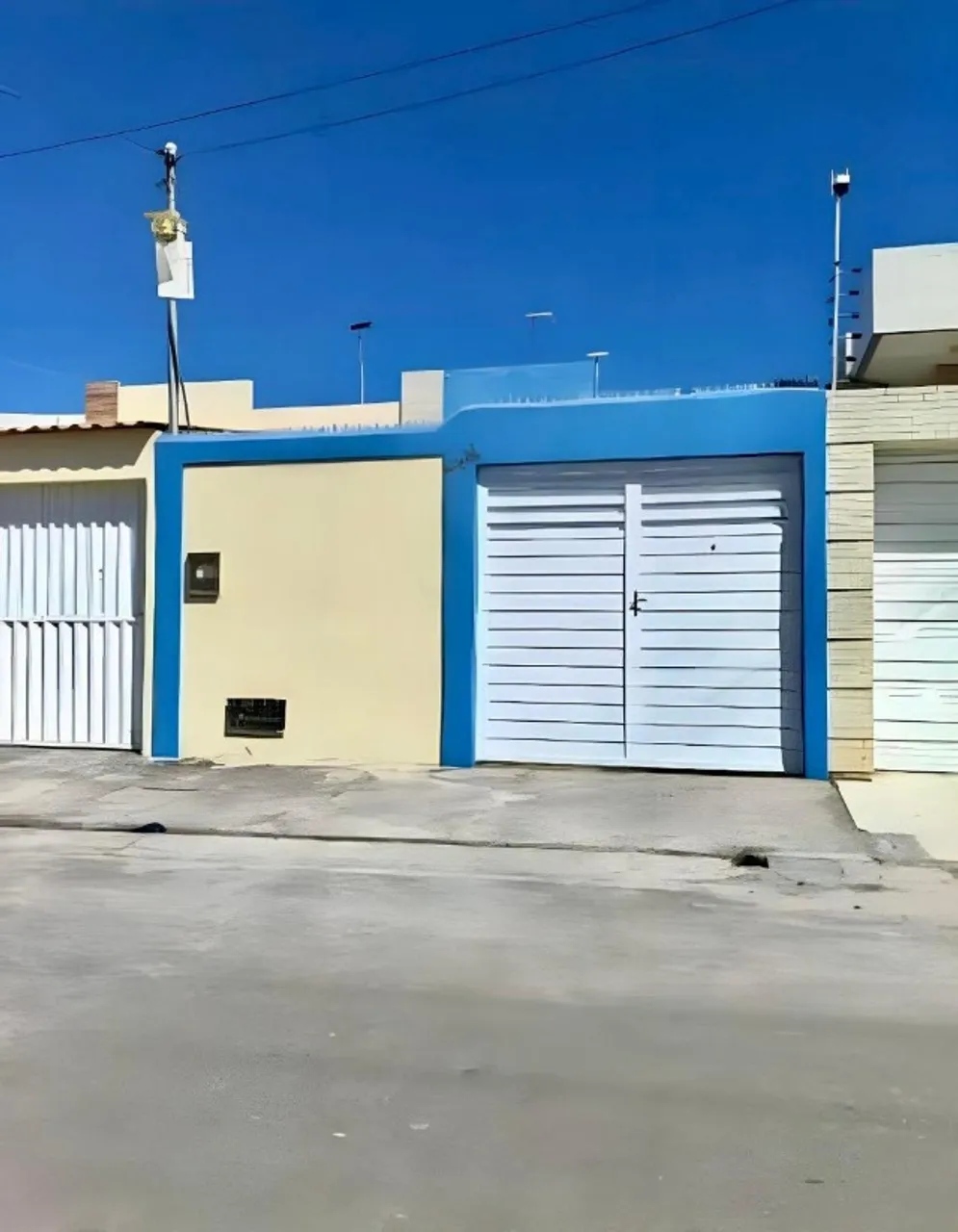 VENDO ESSA CASA NO PARQUE 10 - PRÓXIMO AO VENEZA | ENTREGA IMEDIATA!