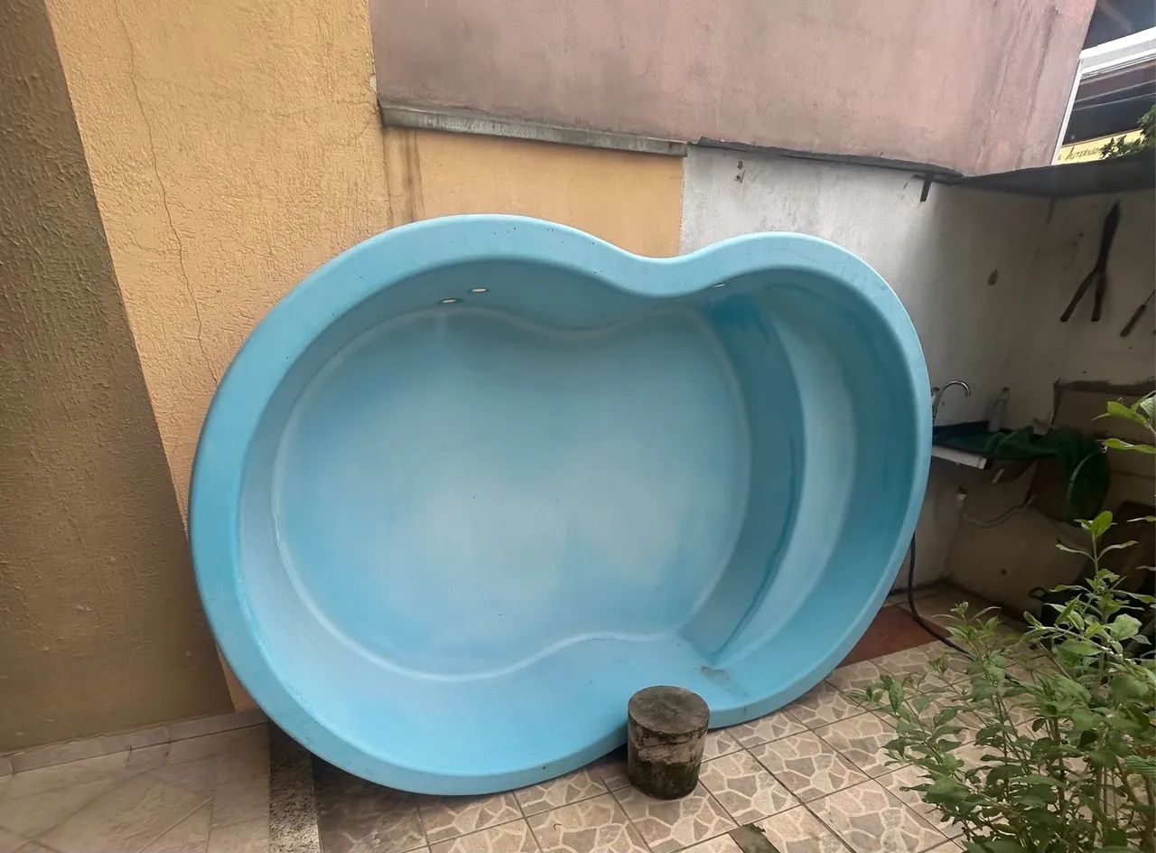 Piscina de fibra 2000 Litros