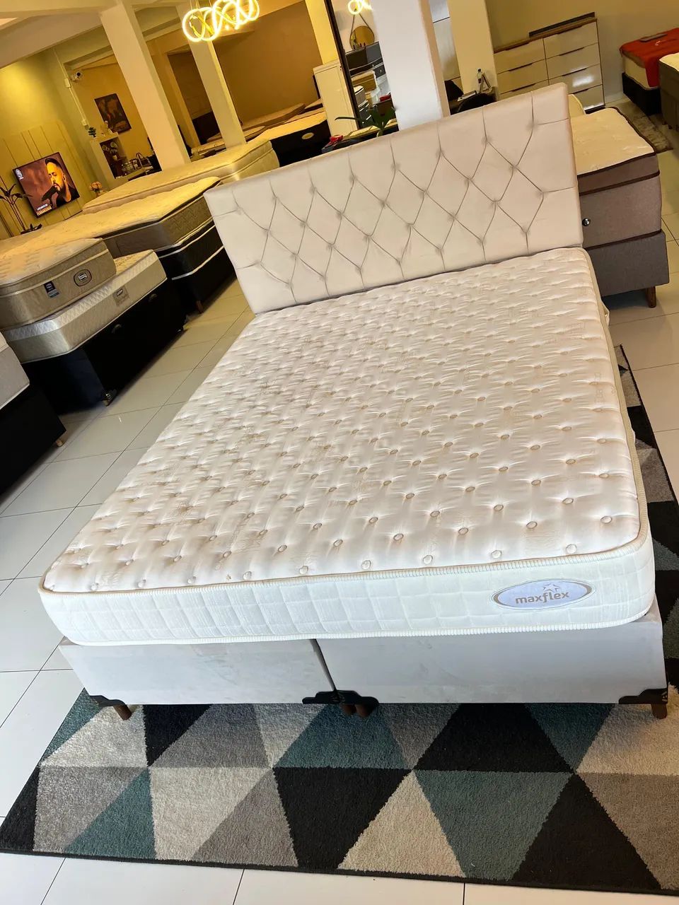 Colchão QUEEN MAXFLEX + BASE E CABECEIRA  - Foto 3