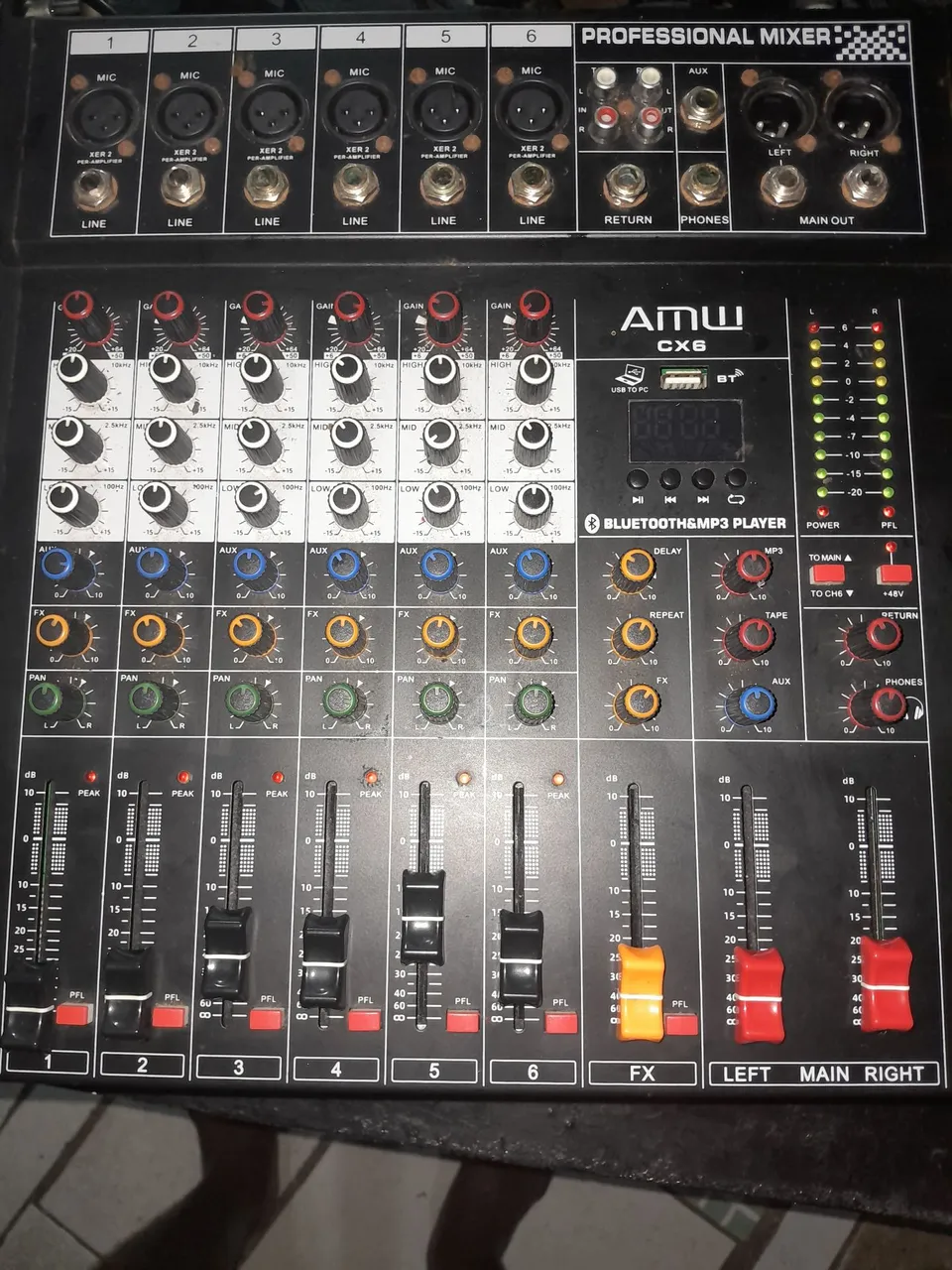 Mesa de Som AMW CX6 - Bluetooth & MP3 Player