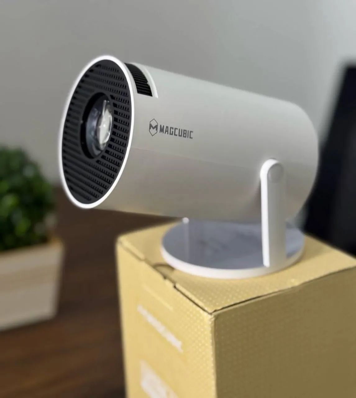 PROJETOR 4K-NOVO NA CAIXA 