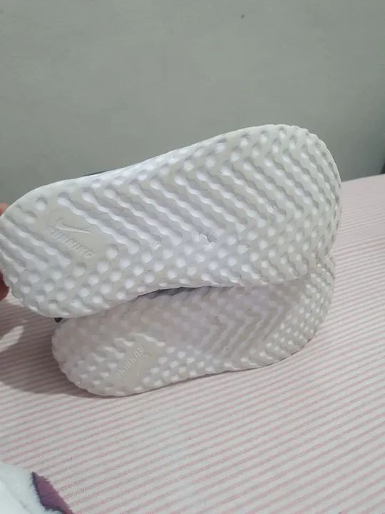 Tênis Nike Infantil - Tamanho 26 - Foto 5