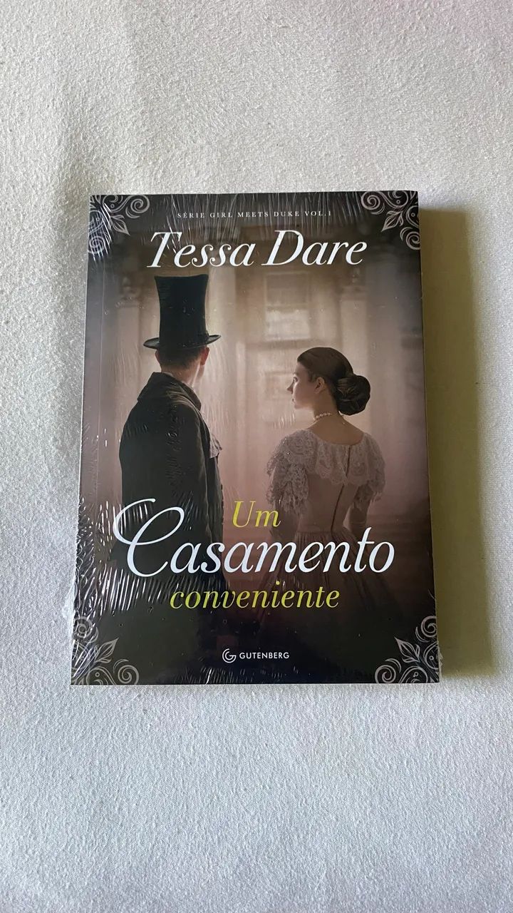Livro Um Casamento Conveniente 