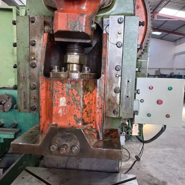 Prensa Excêntrica Jundiai 150 Ton. C/ Proteção / -- 00933 Nc  - Foto 3