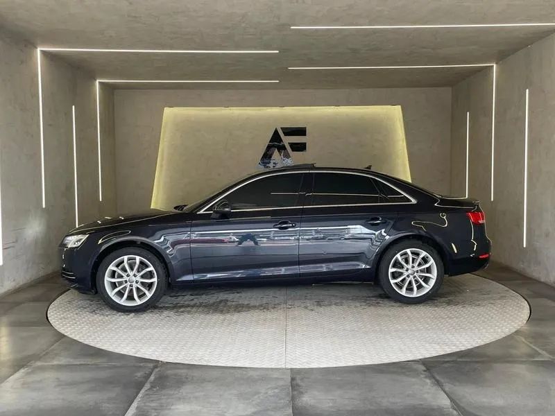 Audi A4 2.0 16V TFSI 183/180cv Multitronic 2018 - Foto 6