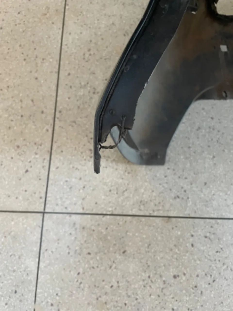 Parachoque dianteiro Punto 15/16 - Peças para carros, vans e