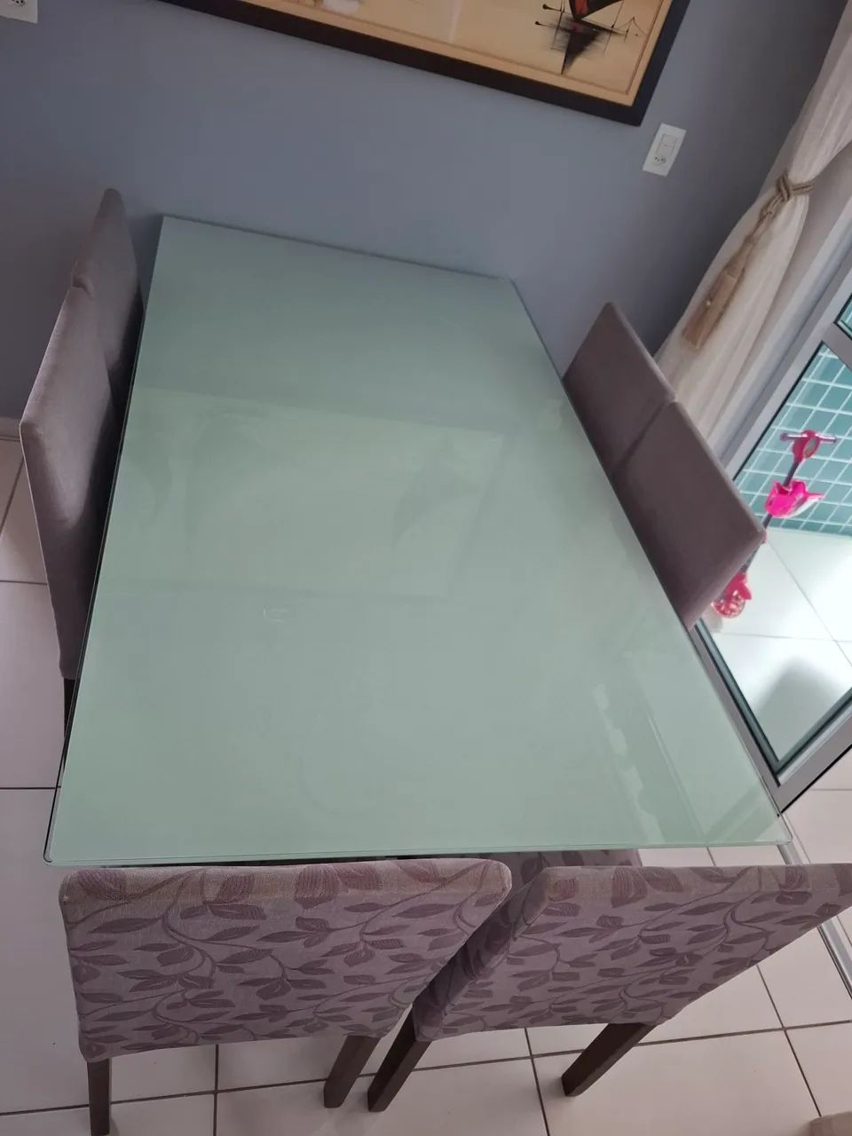 Mesa com 6 cadeiras64573993808515121