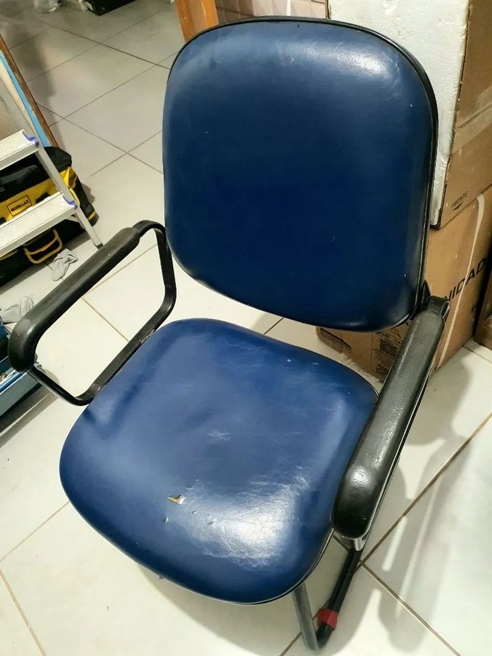 Cadeira de Escritório Azul - Foto 2