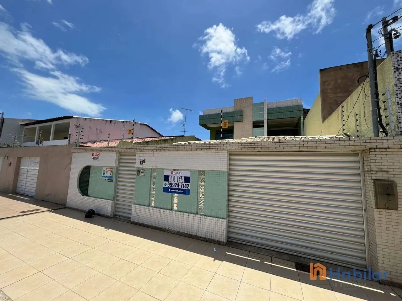 Casa com 4 dormitórios para alugar, 266 m² - Jabotiana - Aracaju/SE