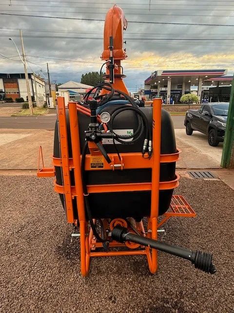 Pulverizador Canhão 600 Novo 