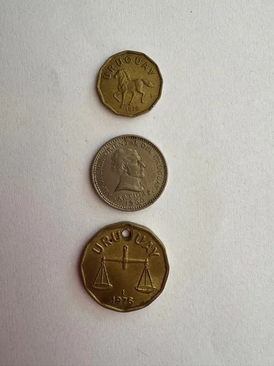 Moedas Antigas Uruguai - Foto 2