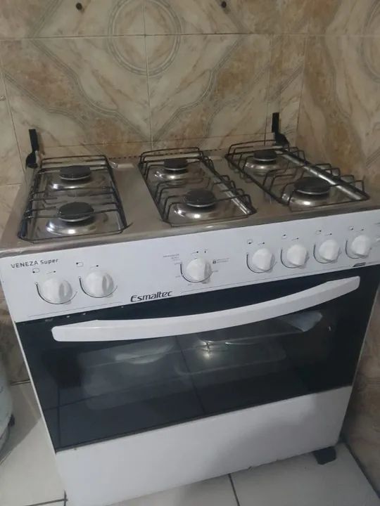 Fogão elétrico 6 bocas 