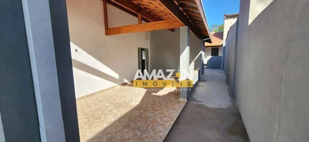 Casa com 3 dormitórios para alugar, 150 m² por R$ 3.208,87/mês - Vila Jaboticabeira - Taub