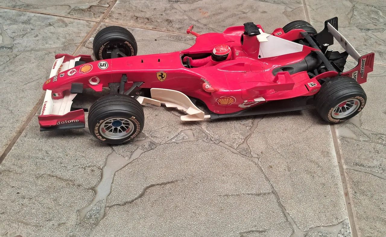 Miniatura carro de corrida - Foto 3