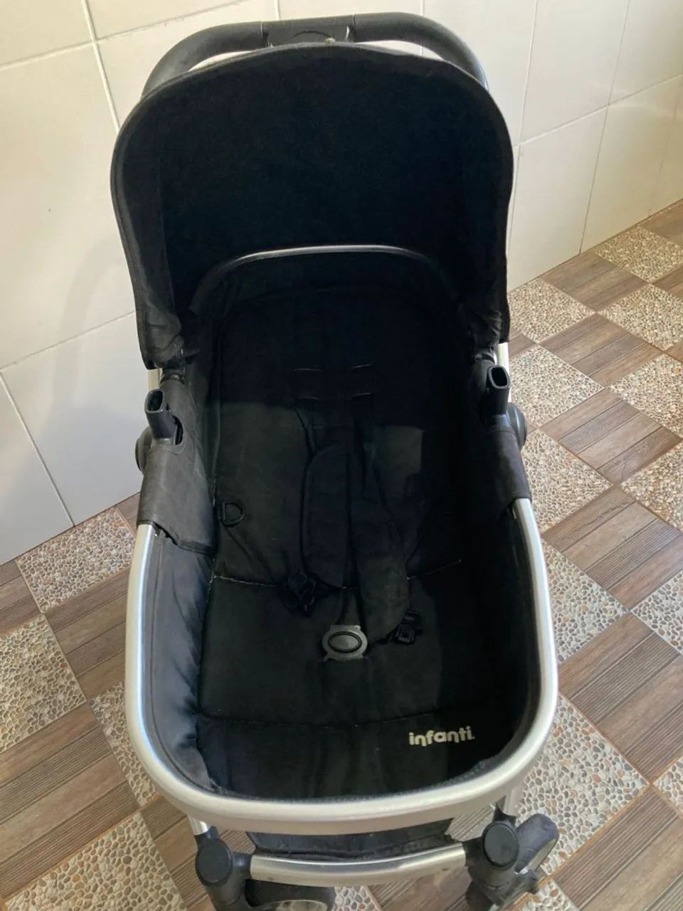 Vendo carrinho de bebê TRAVEL SYSTEM - Foto 6