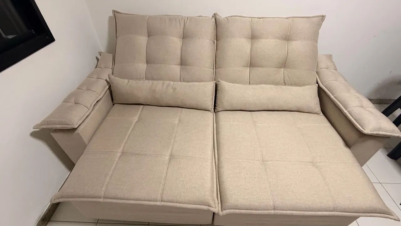 Sofá 3 lugares retrátil e reclinável 