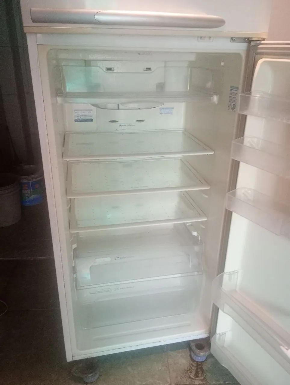 Geladeira Electrolux Frost Free grande  - Foto 3