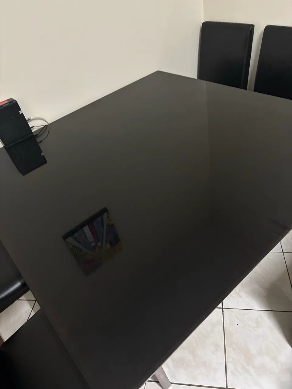 Mesa grande com 4 cadeiras - Foto 5