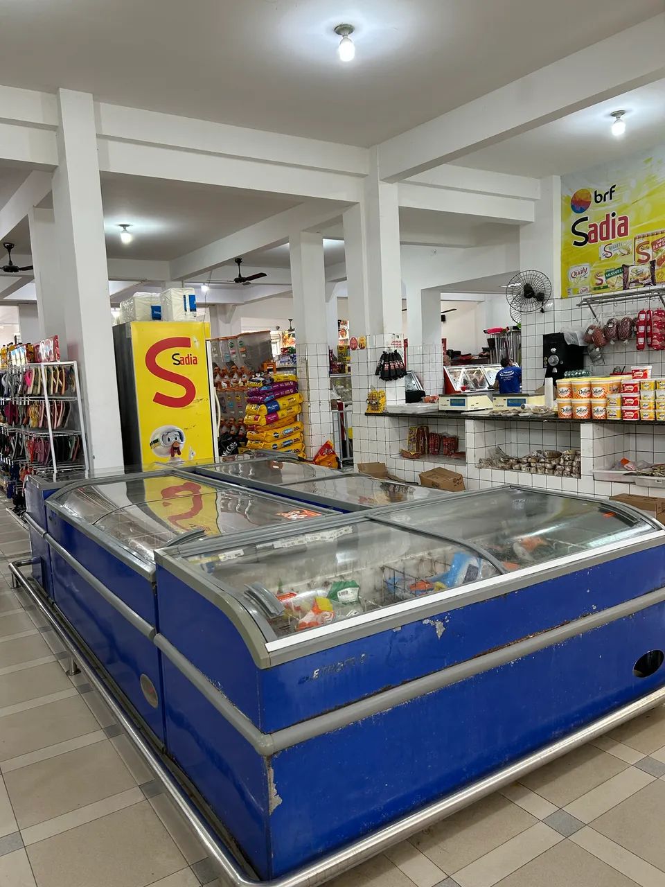 Vendo 04 freezers (ilhas) para Supermercado  - Foto 3