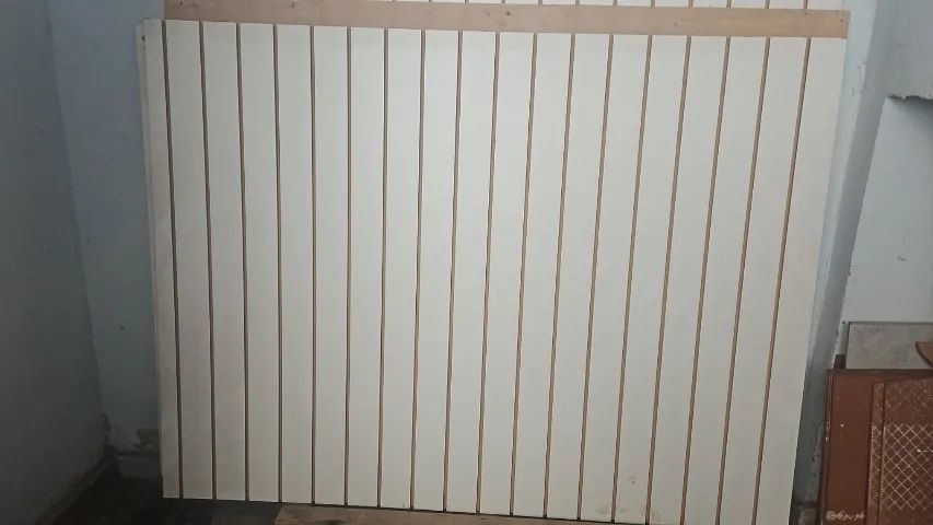 PAINEL CANALETADO EM MDF - EXPOSITOR PARA LOJAS E COMÉRCIOS - Foto 2