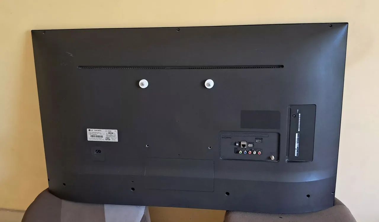 Tv LG 42 pol 4K - Foto 2