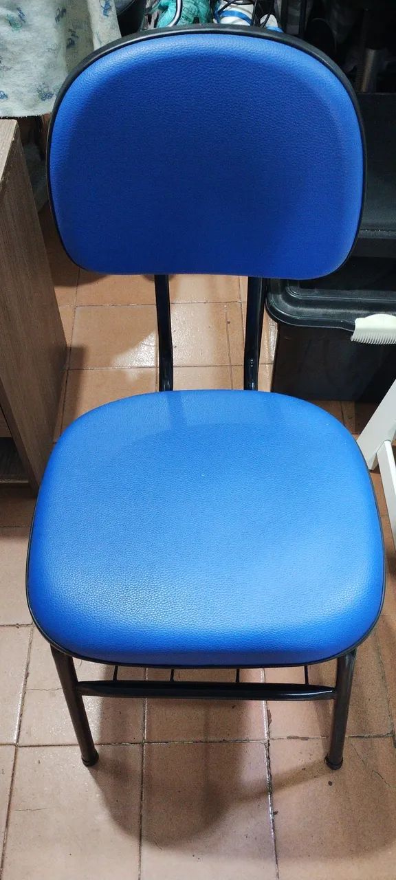Cadeira azul semi nova $25 - Foto 2